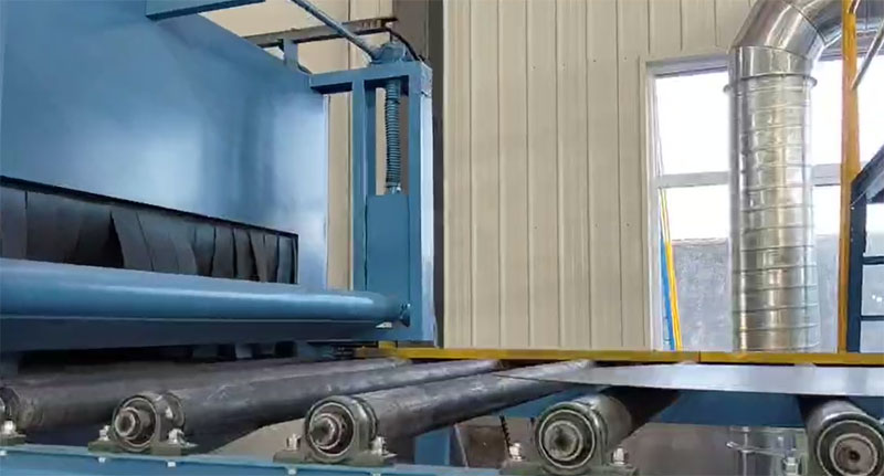 Steel plate shot blasting machine discharge port